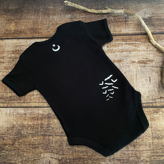 Kurzarmbody Baby Bat schwarz Halloween Gothic