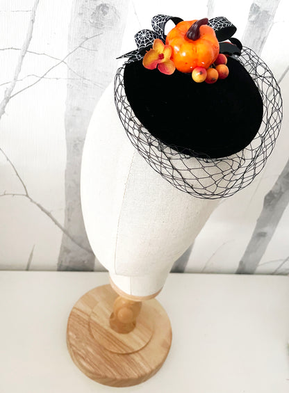 Fascinator Herbstliebe Headpiece Samt Halloween