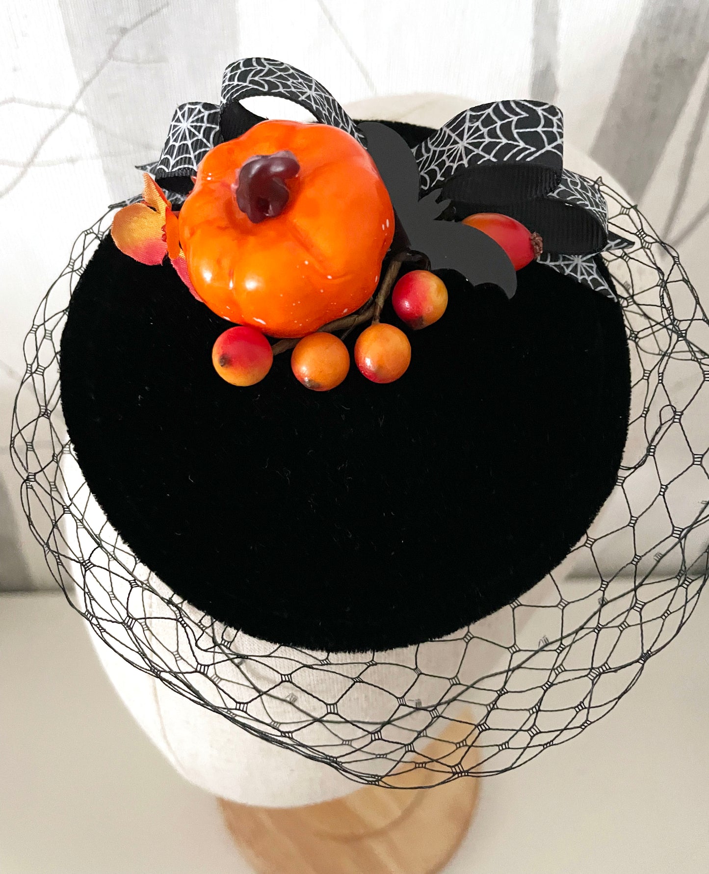 Fascinator Herbstliebe Headpiece Samt Halloween