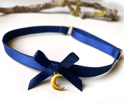 Choker Celestial Moon Halsband dunkelblau gold