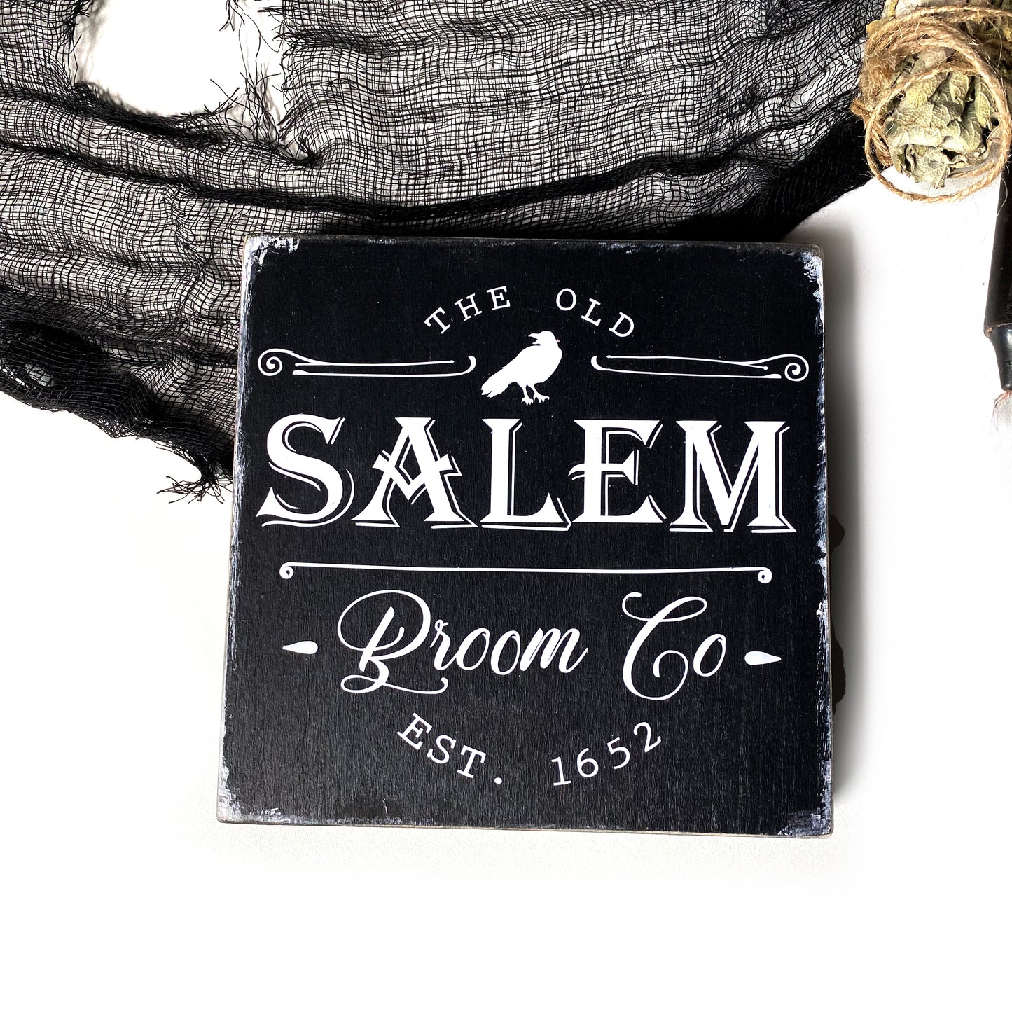 Holzschild Salem Broom Co Dekoschild Farmhouse schwarz